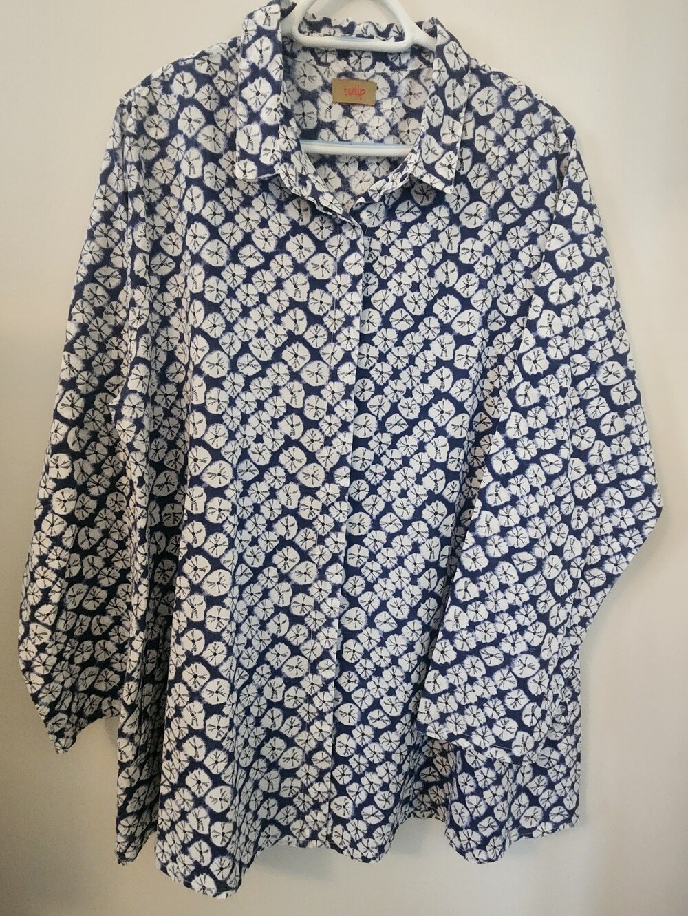 TULIP Blue & White Floral Button-Up Shirt